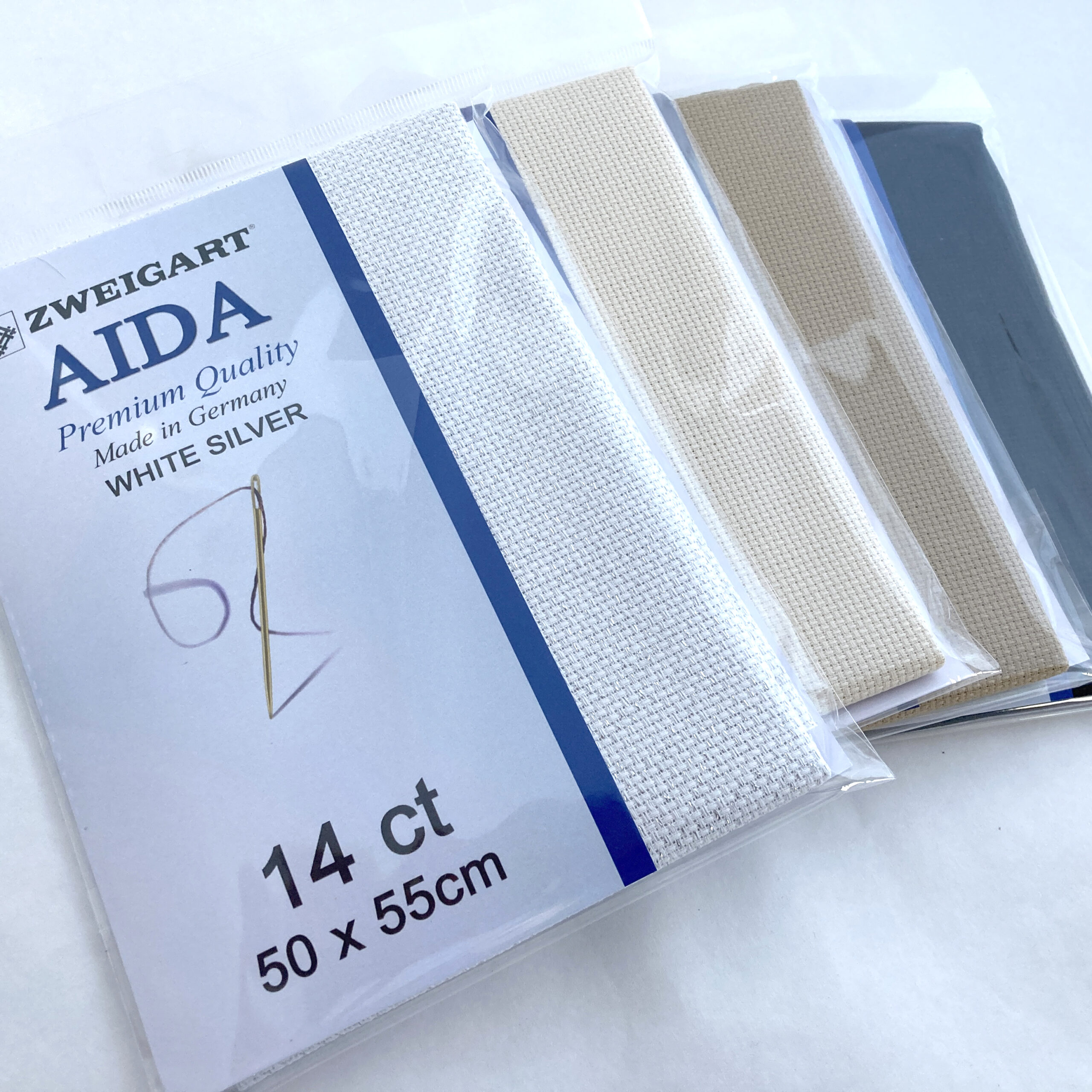 Zweigart Aida 14ct - Platinum 50 x 55 cm